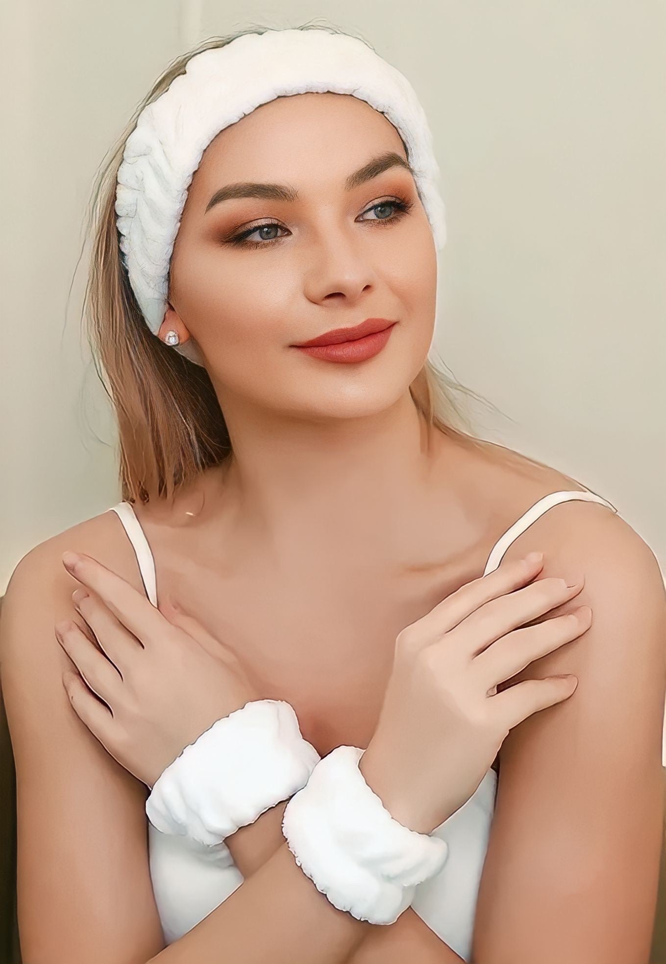 Cleanse Crown – Reusable Headband for Skincare and Makeup Routines