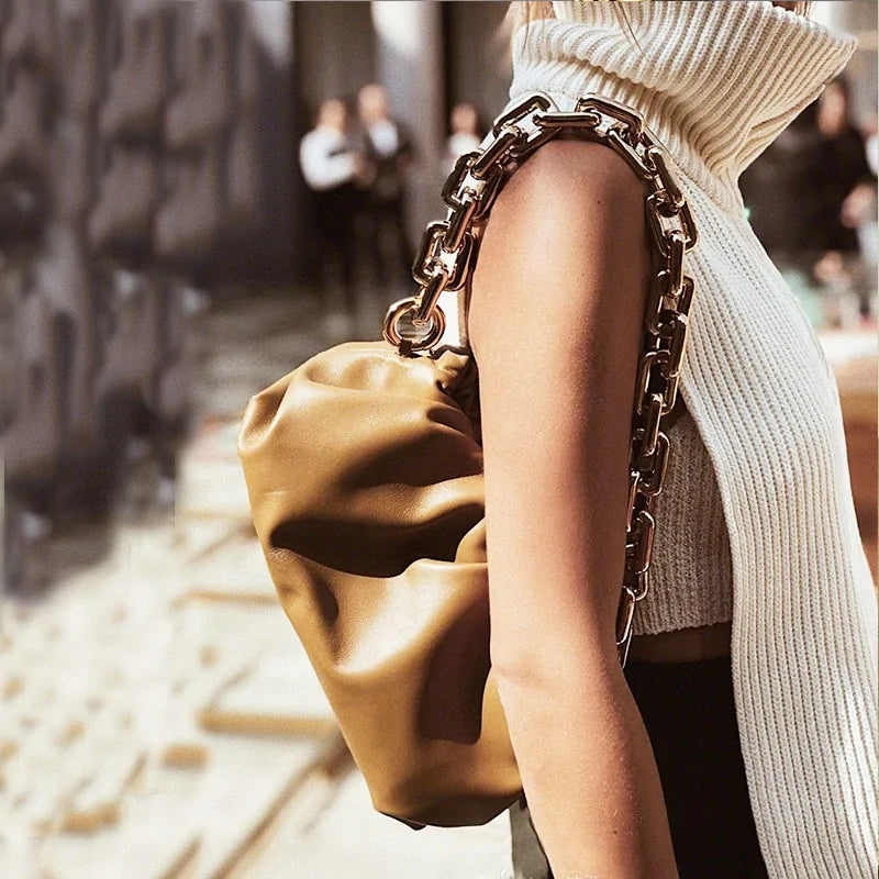 Soft Leather Women's Cloud Bag: The Perfect Fusion of Luxury and Practicality