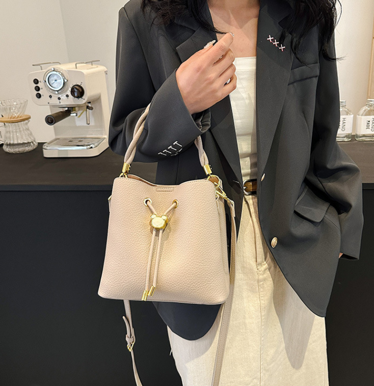 Women's Bucket Bag – First Layer Cowhide with Minimalist Design & Smart Interior Storage