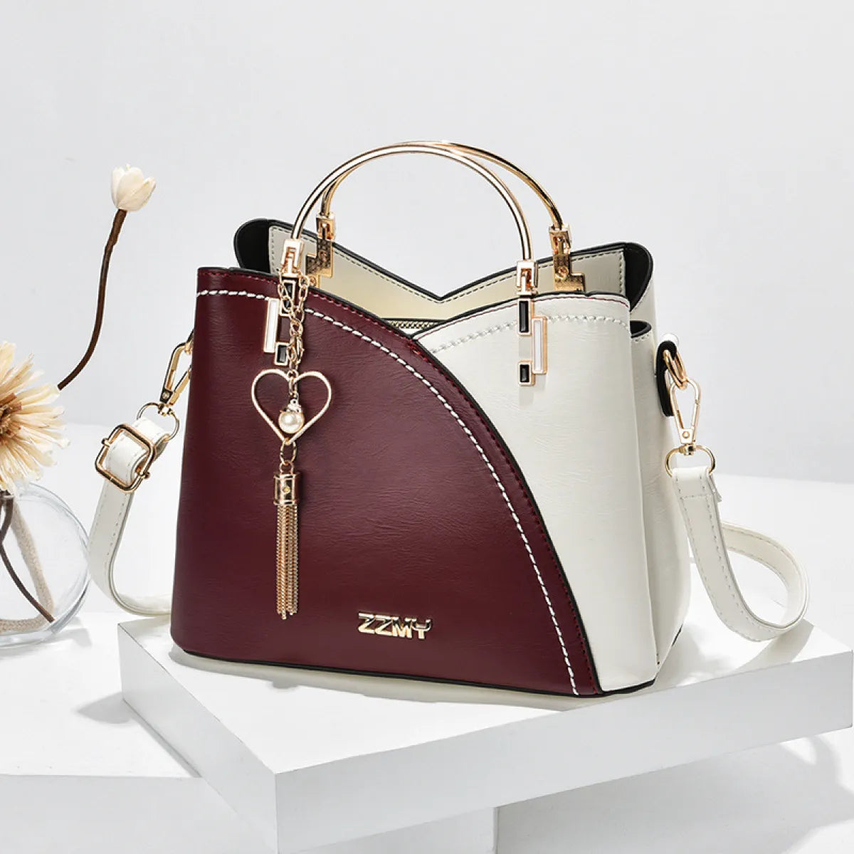Street Chic Medium PU Leather Handbag – Stylish Everyday Essential