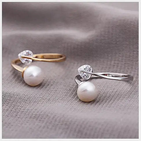 Love & Innocence Ring of Diamond Heart and Pure Pearl