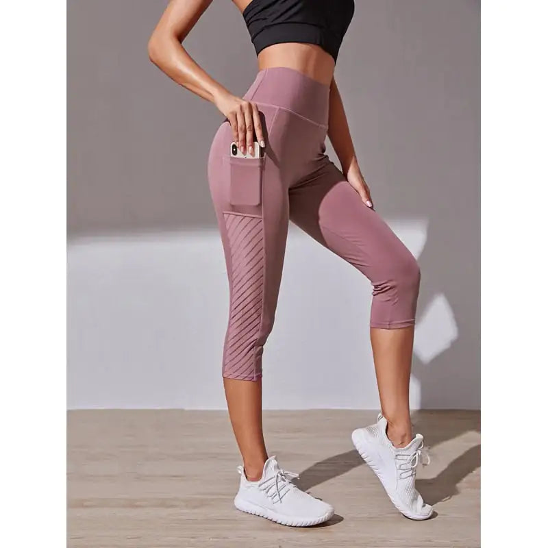 Pocket Slim Fit Cropped Yoga Pants – Breathable pants Style| Women’s Workout Leggings with Pockets (S–XL)