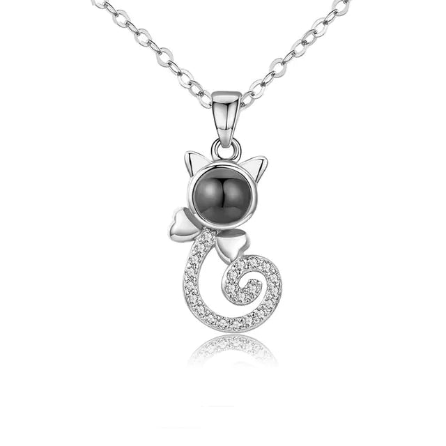 S925 Cat Projection Necklace – Elegant Silver Jewelry with Whimsical Feline Design