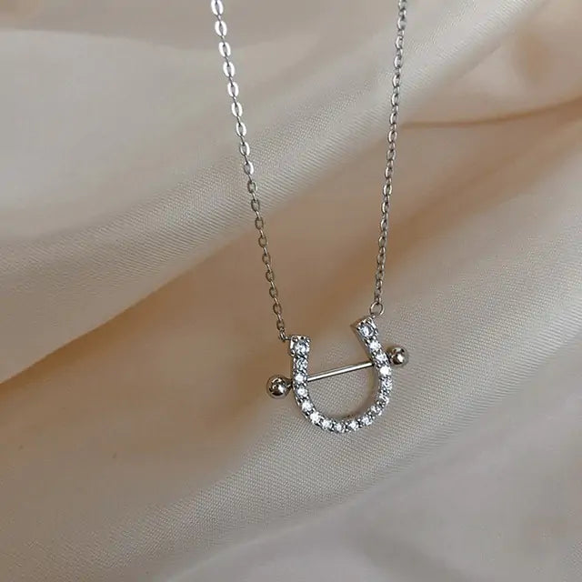 Horseshoe Zircon Necklace & Earrings: A Touch of Elegance and Luck