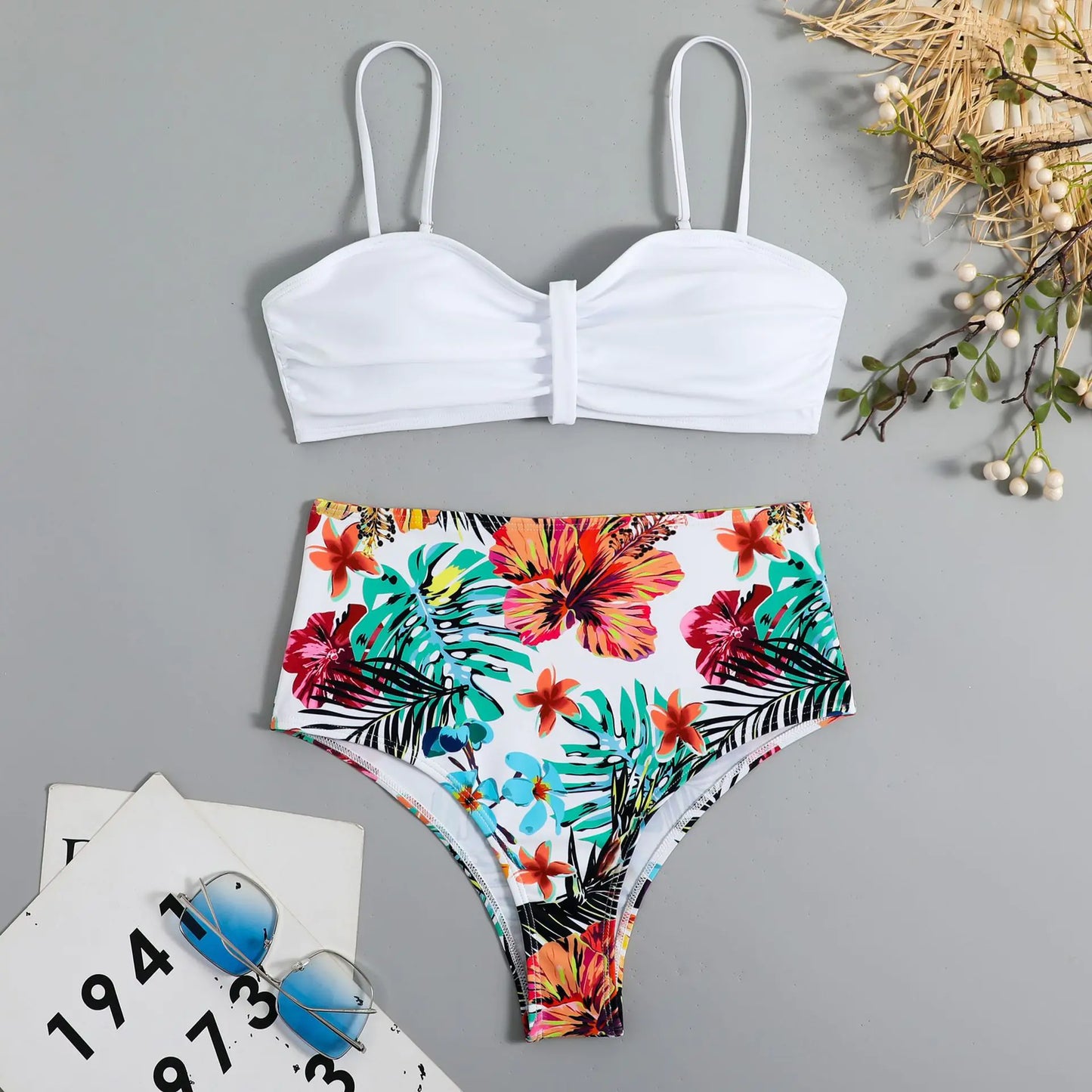 High-Waisted Floral Bikini – New Style Backless Two-Piece (Sizes S–L)