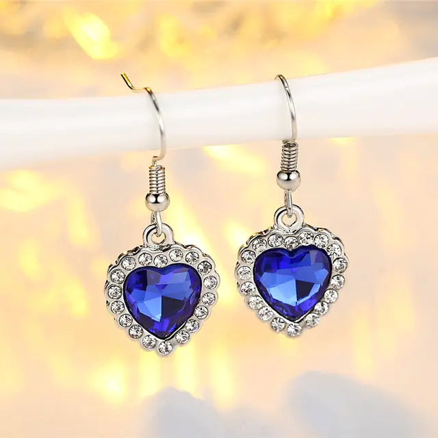 Titanic Heart of Ocean Necklace