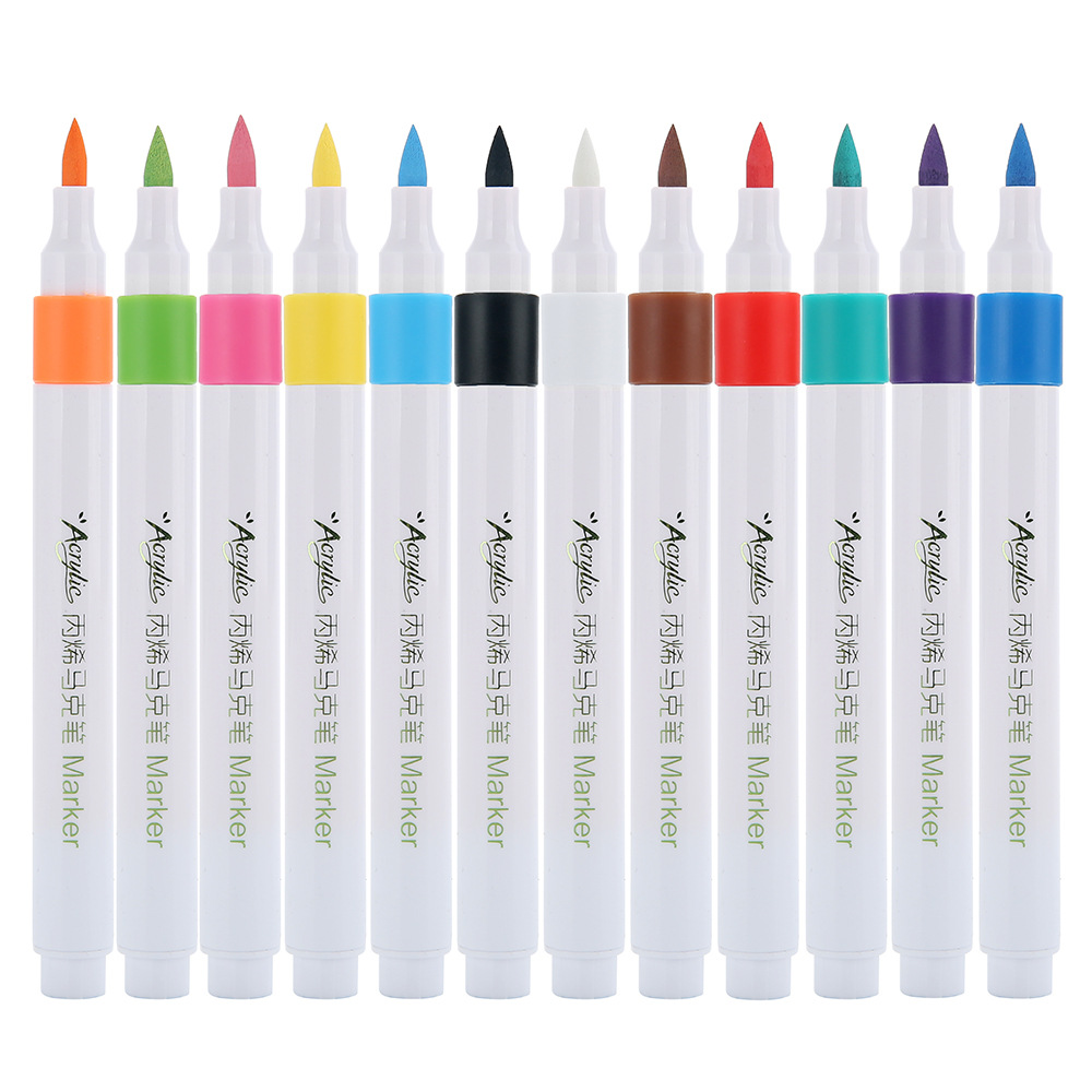 Dog Nail Polish Pen – 12 Vibrant Colors, Quick-Dry, Pet-Safe Formula