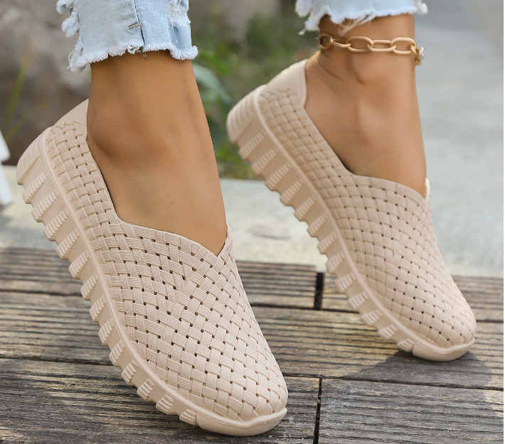 Breathable PU Flats – Lightweight, Versatile, and Elegant for Everyday Wear