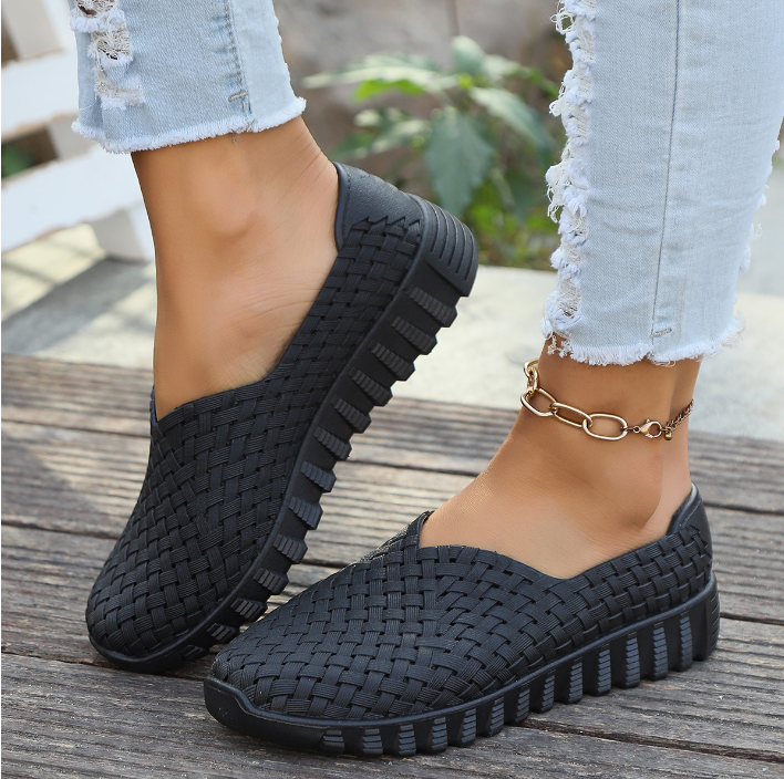 Breathable PU Flats – Lightweight, Versatile, and Elegant for Everyday Wear