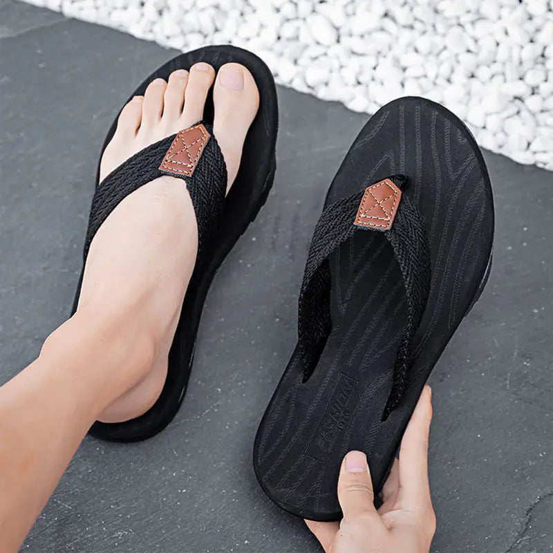 Men’s Mesh Flip-Flops – Breathable, Lightweight, and Built for Summer Comfort