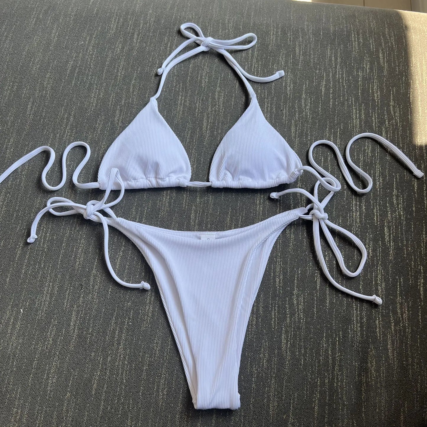 Ribbed Three-Piece Bikini Set – Lightweight, Curve-Flattering Swimwear (Sizes S–L)