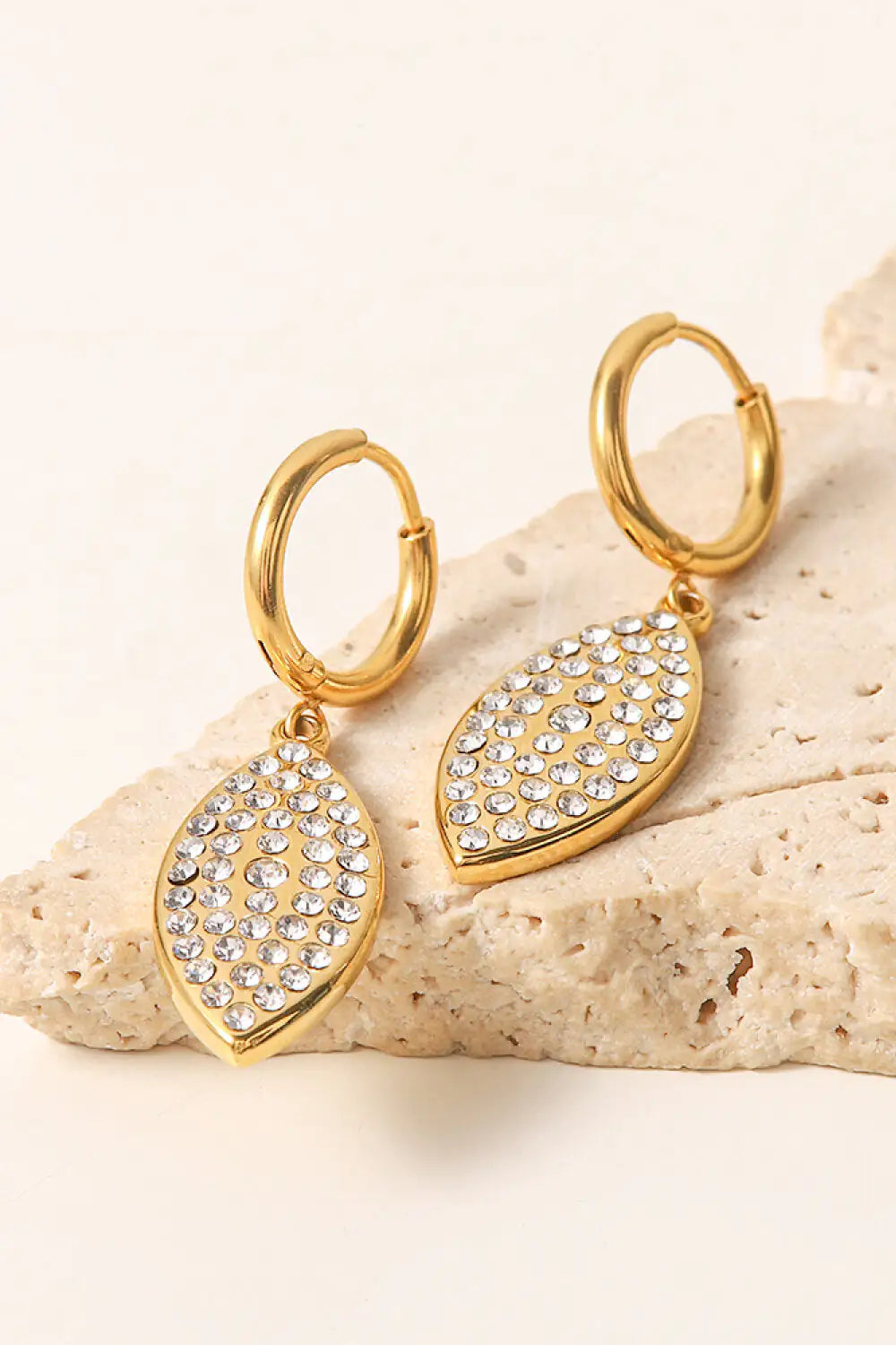 Inlaid Rhinestone Leaf Drop Earrings: A Touch of Elegance & Sparkle