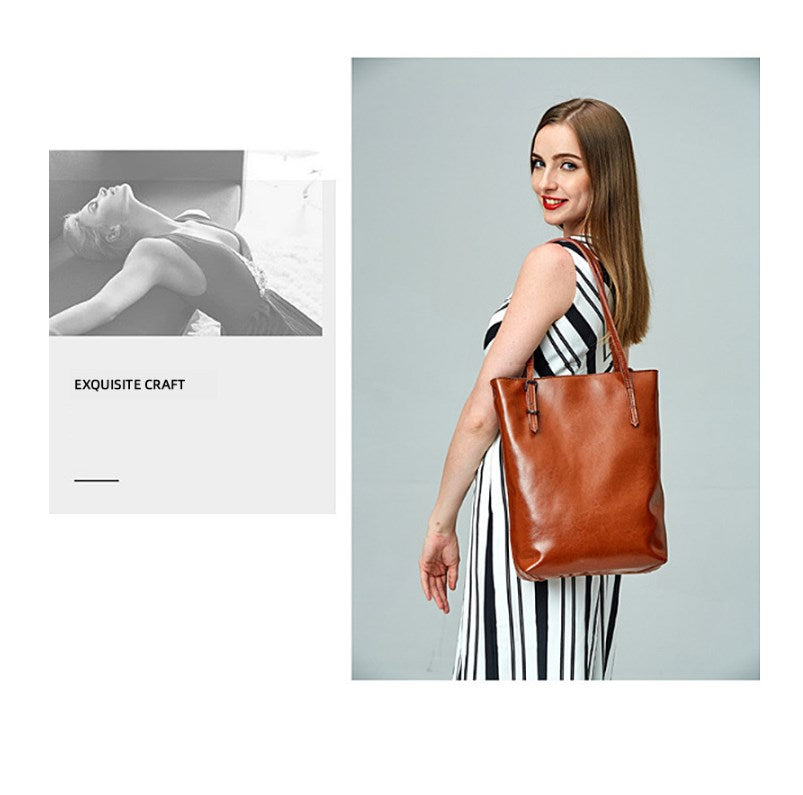 Cowhide Leather Shoulder Bag – Elegant Large-Capacity Tote with Detailed Stitching and Timeless Design