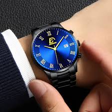 Sleek Minimalist Men's Watch for Timeless Style