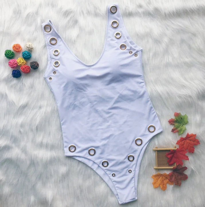 Solid Color One-Piece Swimsuit – Chic Black & White Swimwear for Confident Summer Style