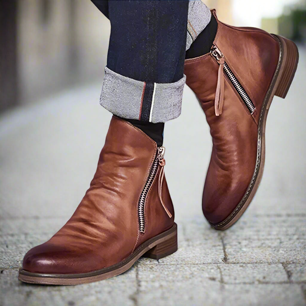 Yadibeiba Leather Boots – Rugged Durability Meets Refined Sophistication