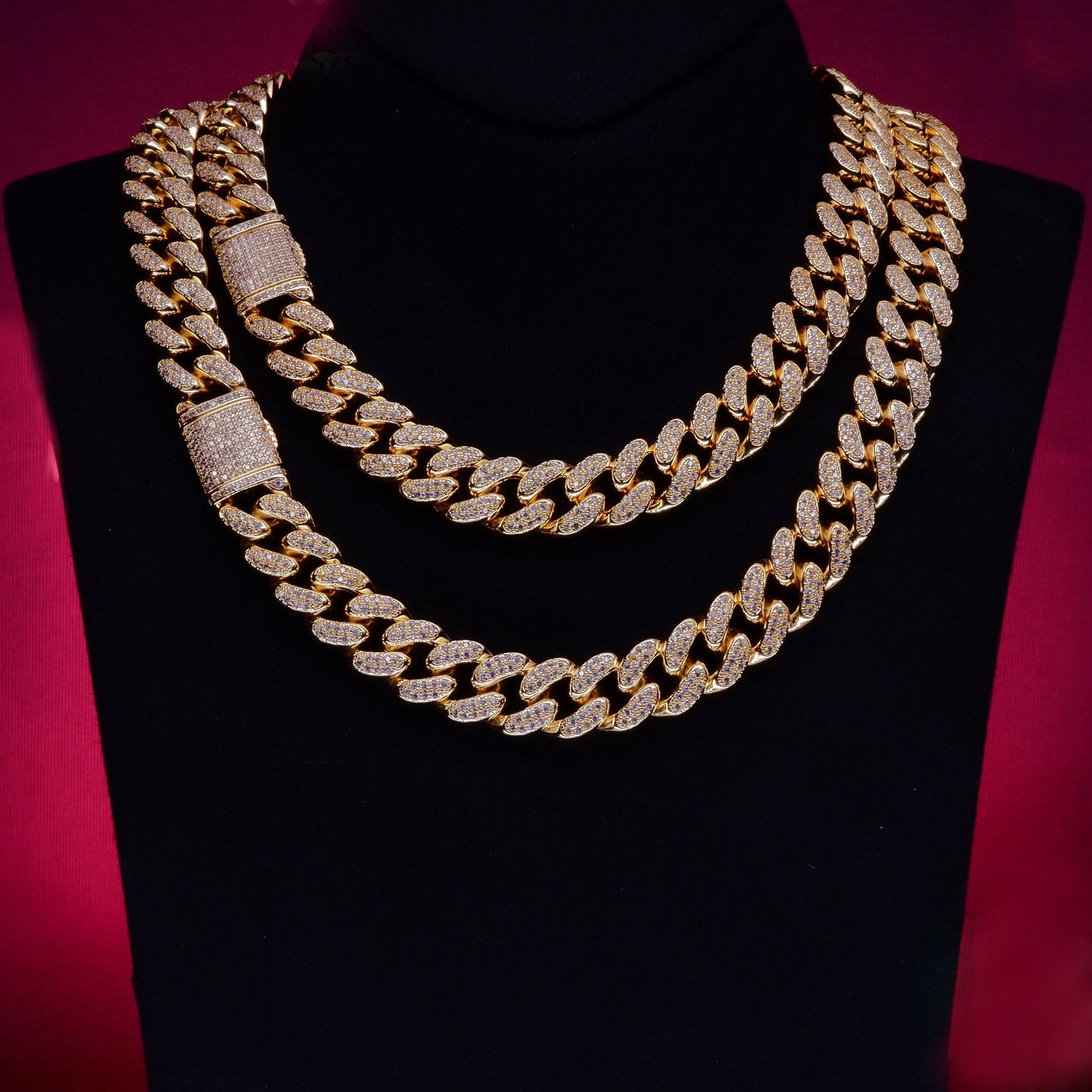Flip Buckle Iced Cuban Link Chain Necklace – Gold-Plated Statement Piece