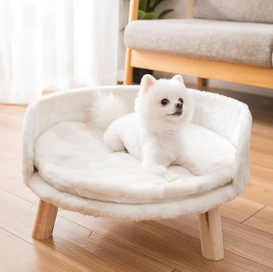 Wooden Pet House – Cozy, Stylish Shelter for Cats and Small Dogs