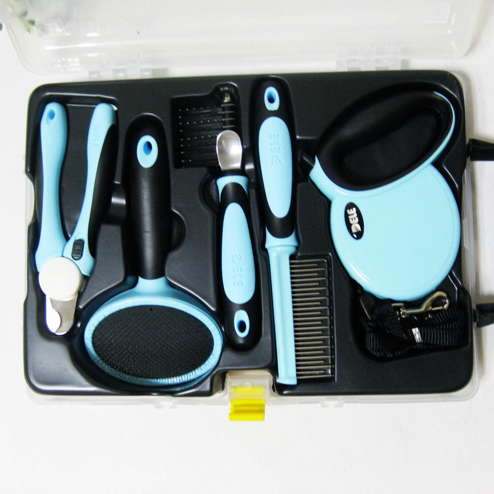 Pet Traction Rope & Grooming Kit (Retractable Leash + Comb – Lightweight & Stylish in Sky Blue or Pink)