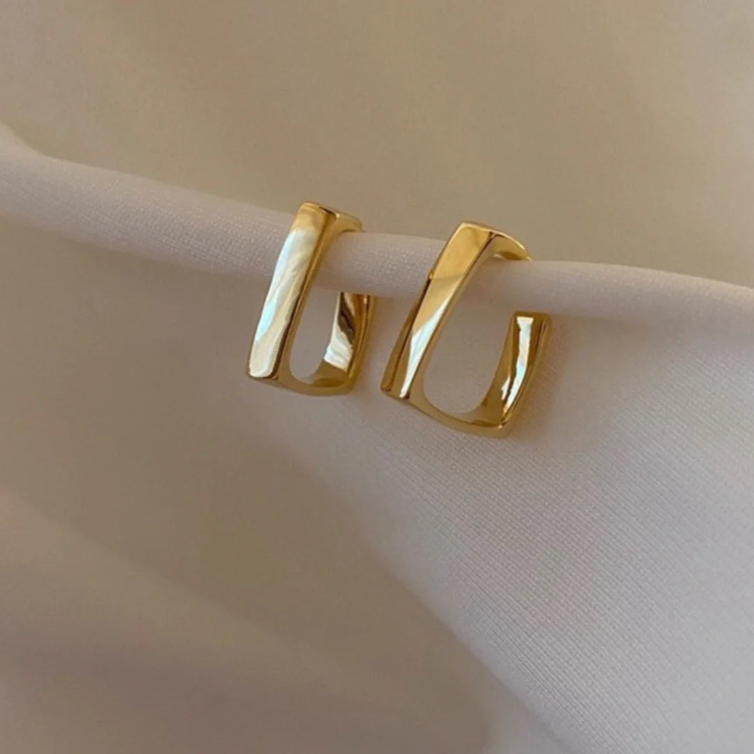 Stanley Earrings – Lightweight Geometric Gold-Plated Statement Earrings