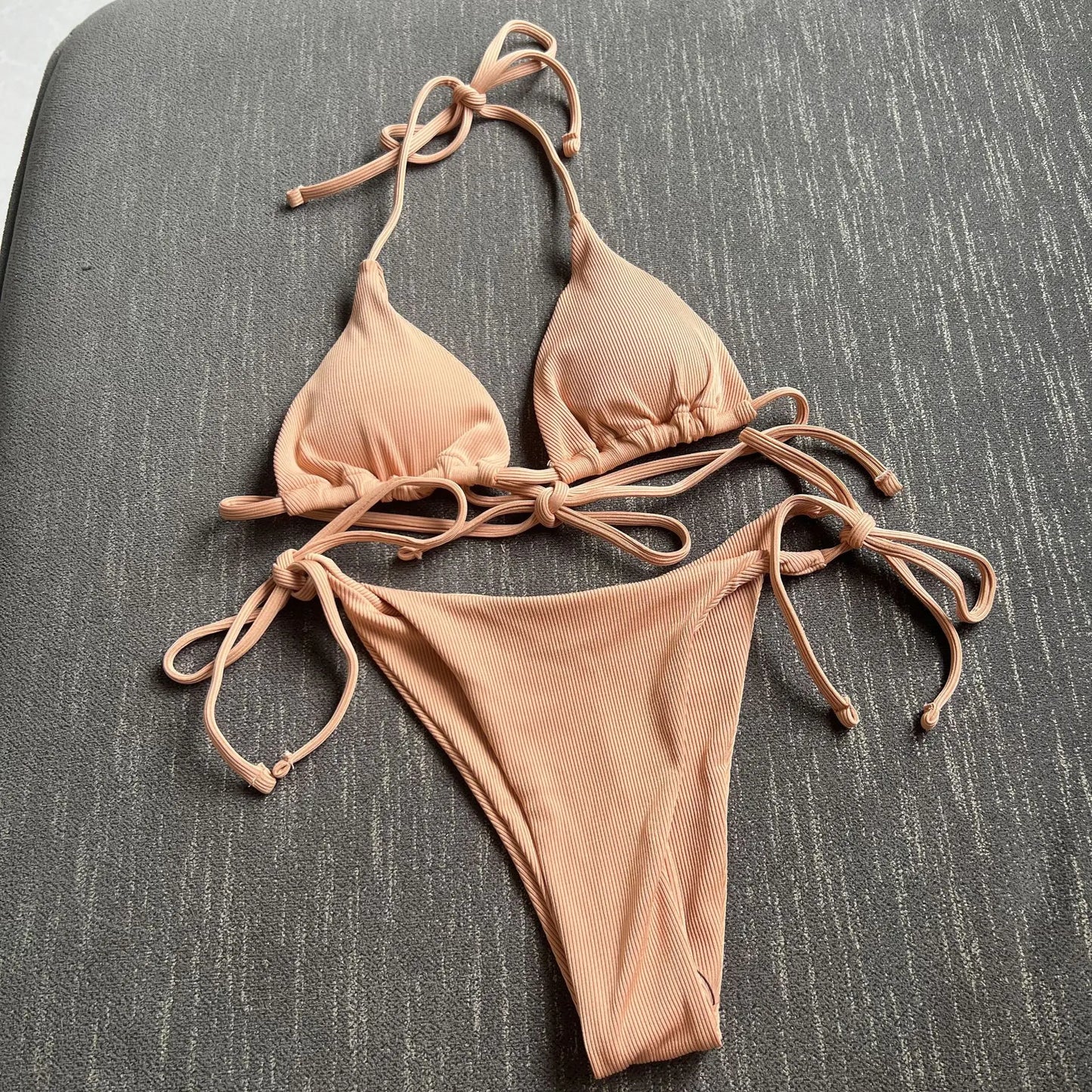 Ribbed Three-Piece Bikini Set – Lightweight, Curve-Flattering Swimwear (Sizes S–L)