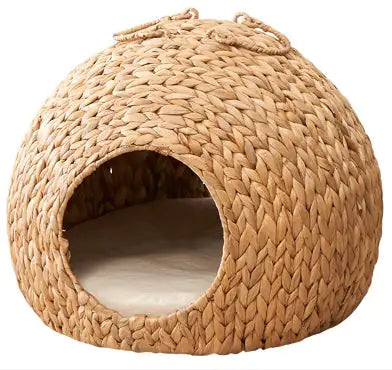 Gertrude Woven Water Hyacinth Circular Cat Bed with Handle – Natural Rattan Nest for Cats and Small Pets (18"x18"x18")