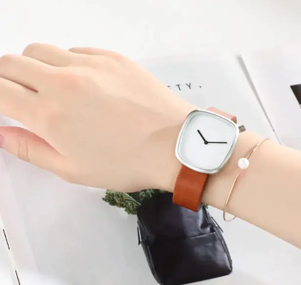 Fashion Minimalist Square Quartz Watch: Simple Elegance Meets Precision