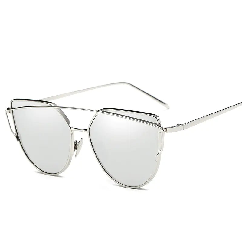 Metal Frame Sunglasses – Sleek and Sophisticated Eyewear for Everyday Glamour