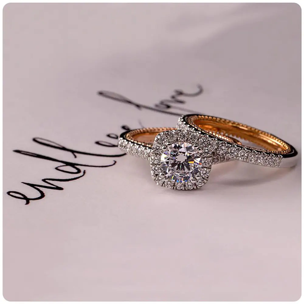 Luxury Diamond Engagement Ring