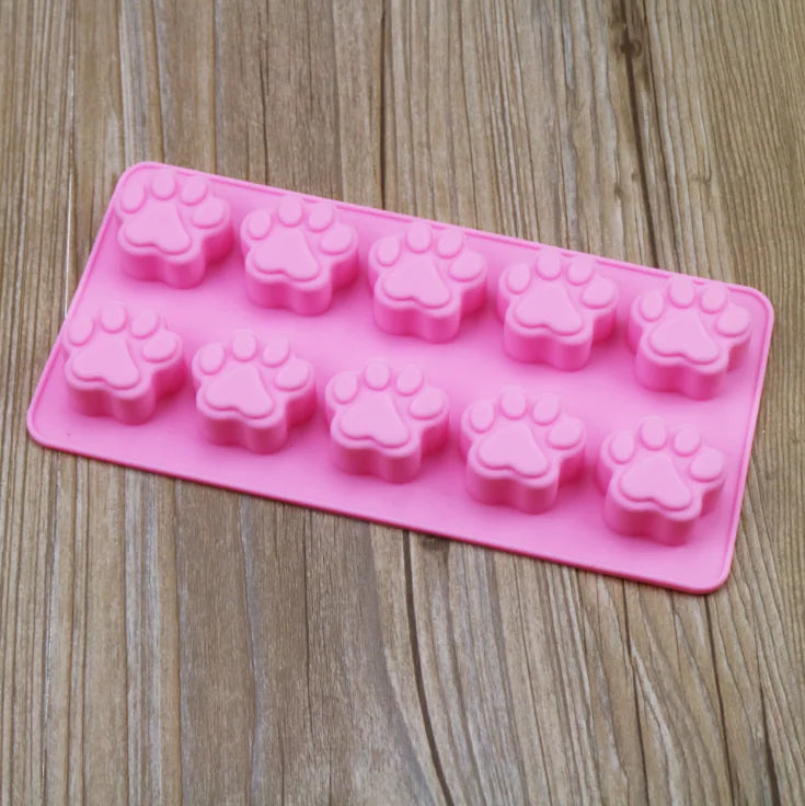 Silicone Puppy Paw & Dog Bone Cake Molds – Bake with Love for Your Furry Friends