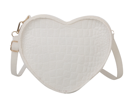 Heart Shaped Design Purse – Whimsical Compact Handbag with Playful Charm