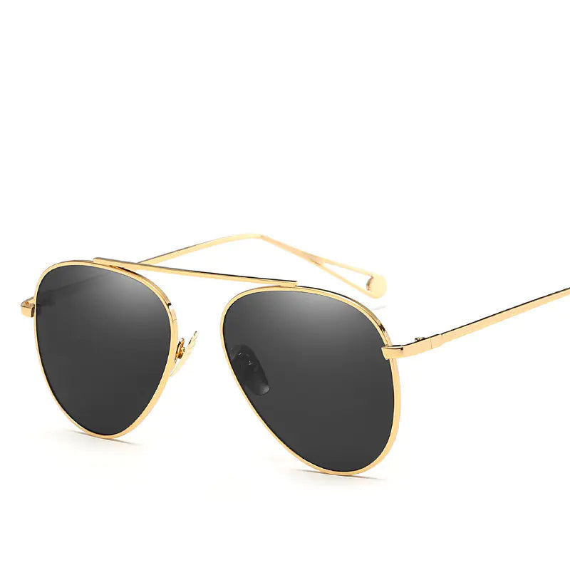 Aviator-Style HD Polarized Sunglasses – Lightweight Metal Frame with UV400 Protection