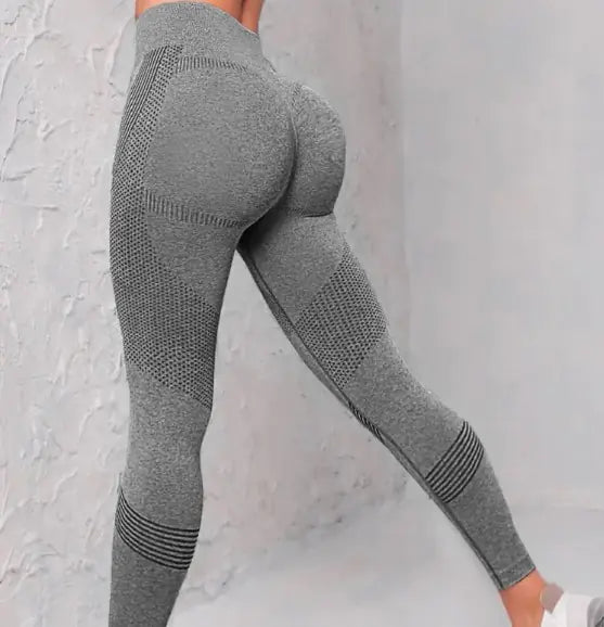 Seamless Yoga Pants – High Waist, Butt Lifting – Women’s Workout Leggings for Yoga, Running & Gym