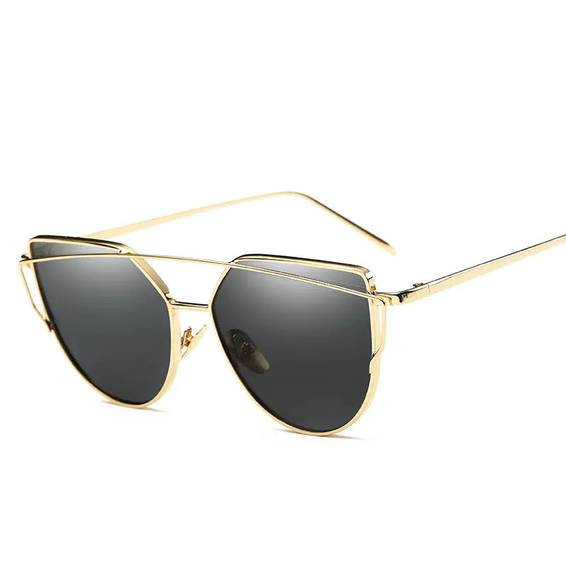 Metal Frame Sunglasses – Sleek and Sophisticated Eyewear for Everyday Glamour