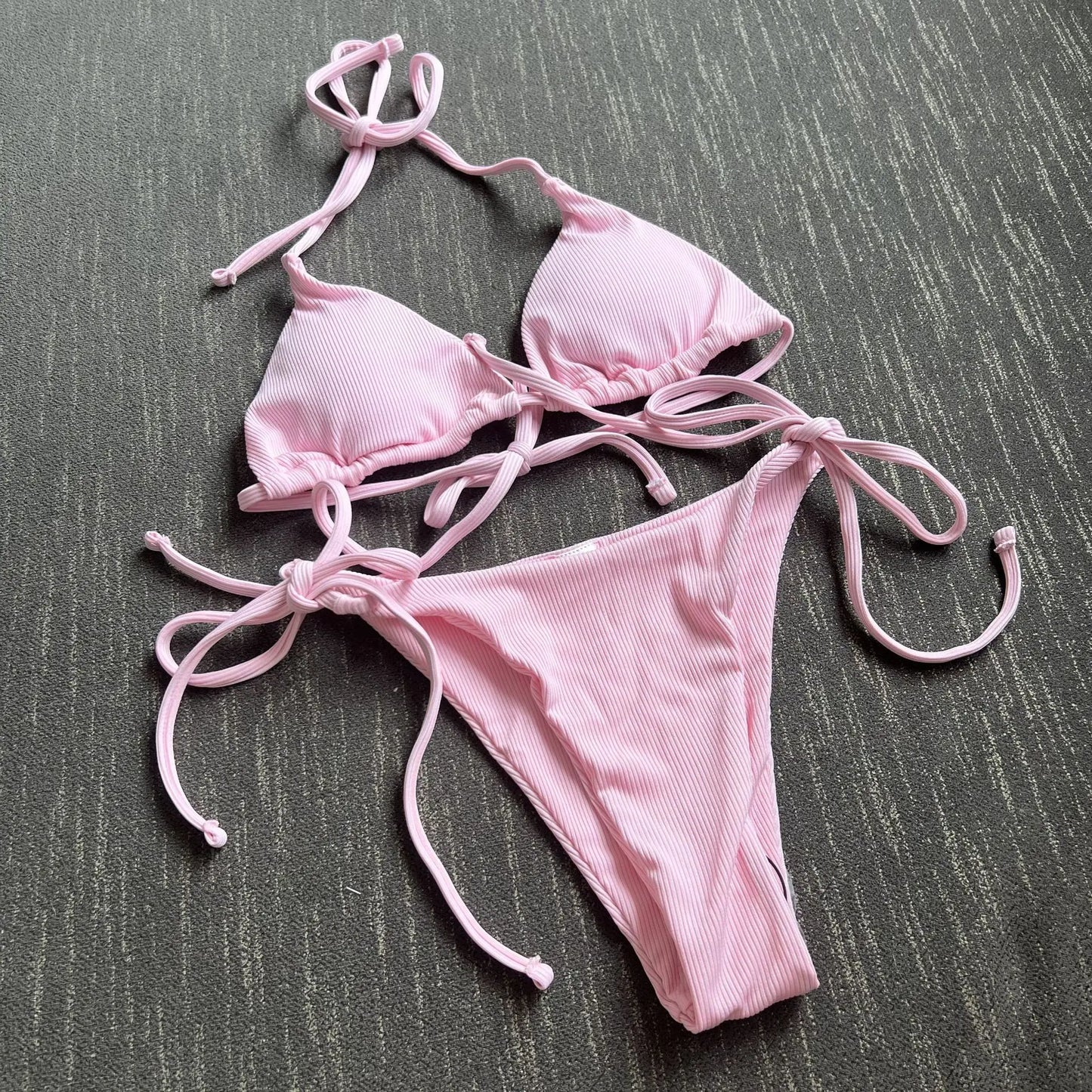 Ribbed Three-Piece Bikini Set – Lightweight, Curve-Flattering Swimwear (Sizes S–L)