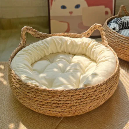 4-Seasons Cat Scratching & Resting Mat – Durable Grass Mat with Swappable Cushions