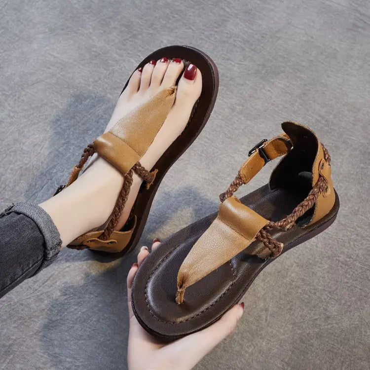 Women's Clip Toe Sandals – Flat, Lightweight, and Summer-Ready in Beige or Brown