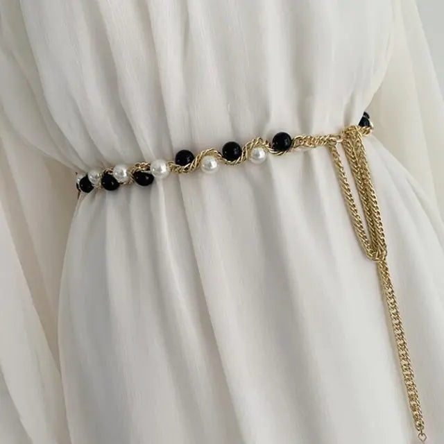 Elegant Pearl Women's Chain Belt – A Timeless Statement Accessory