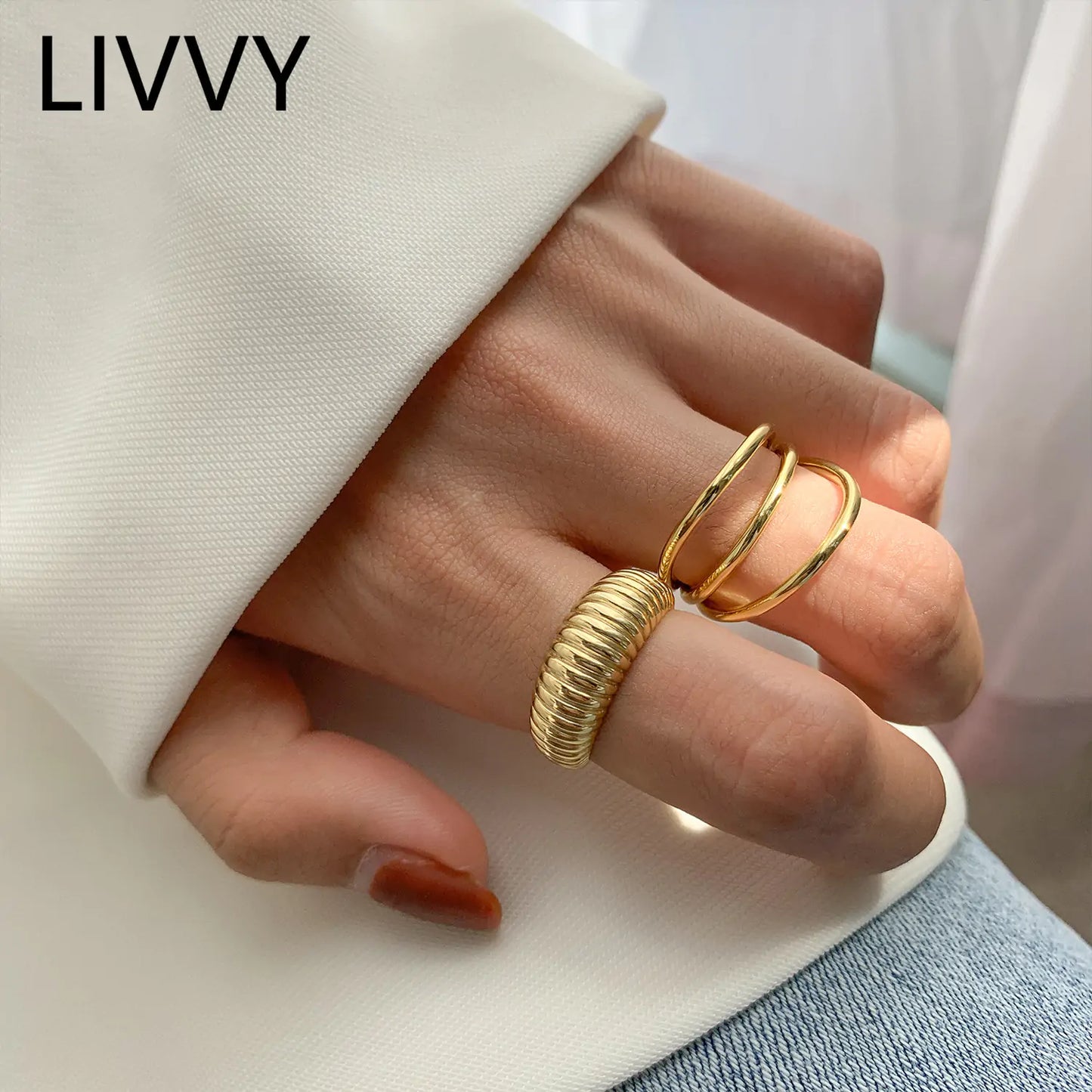 Vintage Stripes Engagement Jewelry: Timeless Elegance