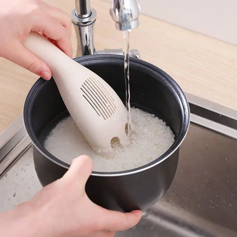 Multi-functional Colander/Strainer & Rice/Pasta Washing Spoon – Lightweight PP Kitchen Gadget for Easy Cleaning