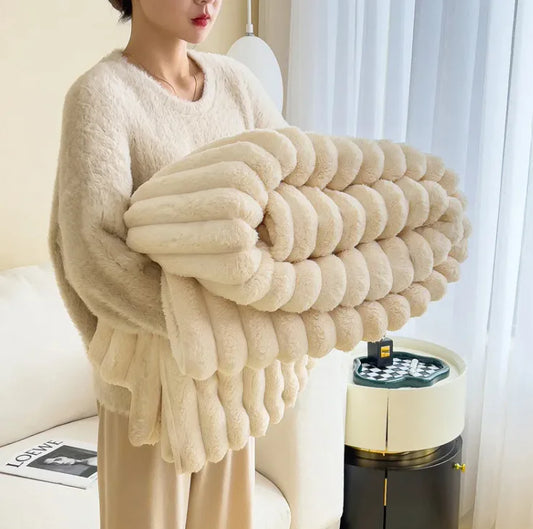 Heavyweight Flannel Blanket – Soft, Warm & Durable Comfort for Home or Travel