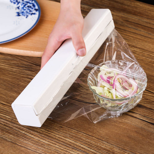 Simple Creative Kitchen Gadget Refrigerator Magnet Cling Film Cutter – Compact Food Storage Essential