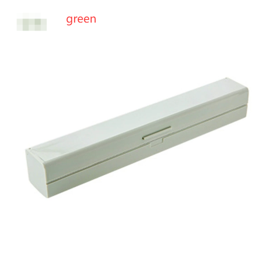 Simple Creative Kitchen Gadget Refrigerator Magnet Cling Film Cutter – Compact Food Storage Essential