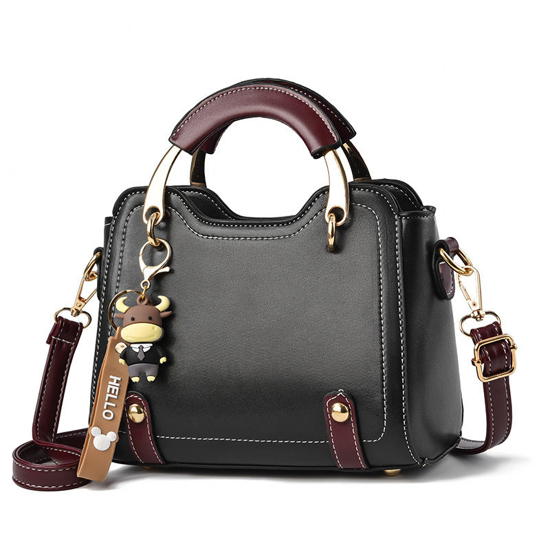 Cute Decorative Handbag – Versatile Shoulder, Crossbody & Handheld Purse with Elegant Gold Hardware