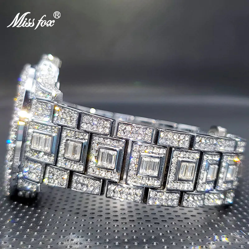 Enhance Your Elegance with the Trendy Diamond Watch