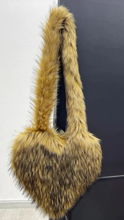 Women Heart Shape Faux Fur Fleece Shoulder Bag