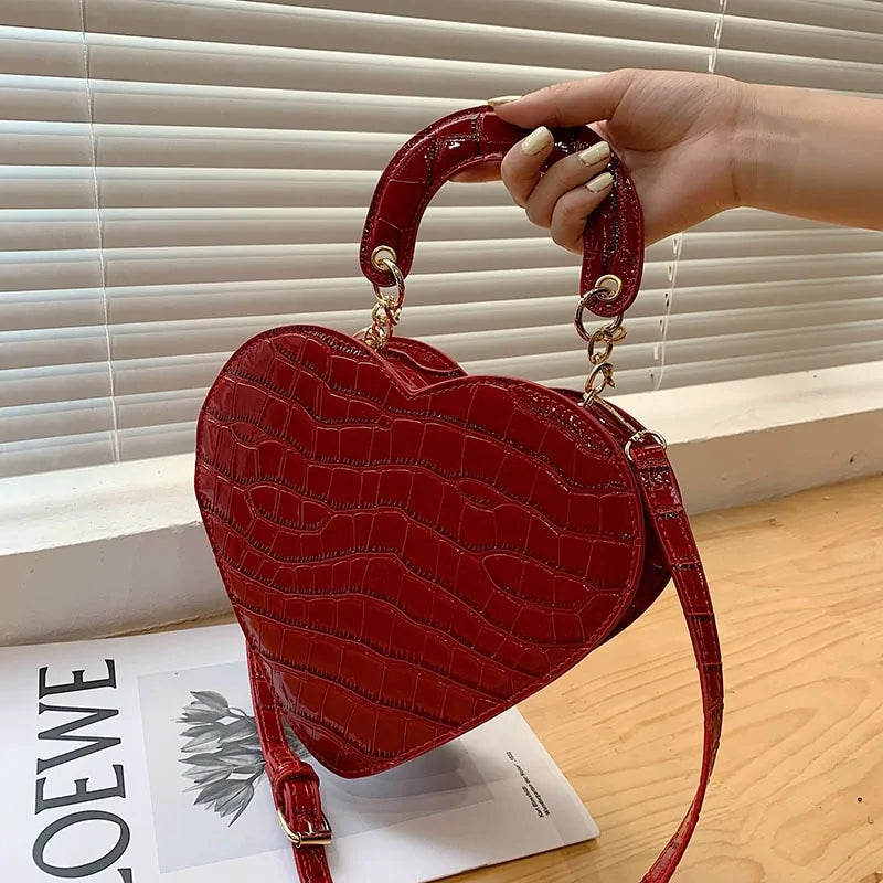 Heart Shaped Design Purse – Whimsical Compact Handbag with Playful Charm