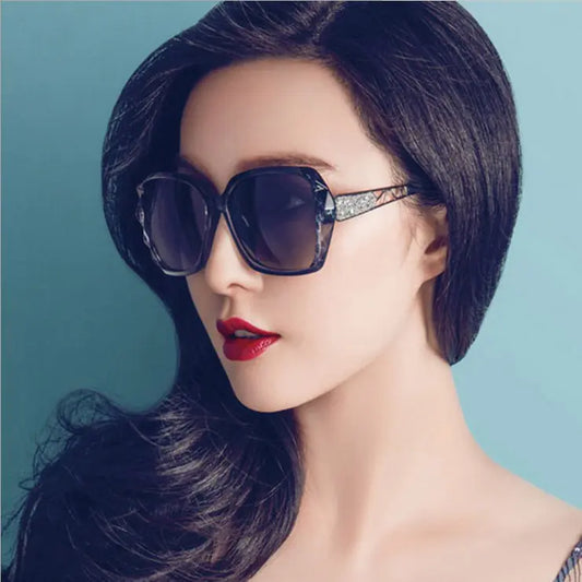 Retro Oversized Women's Sunglasses 5101 – Vintage Chic with UV Protection (Multiple Colors)