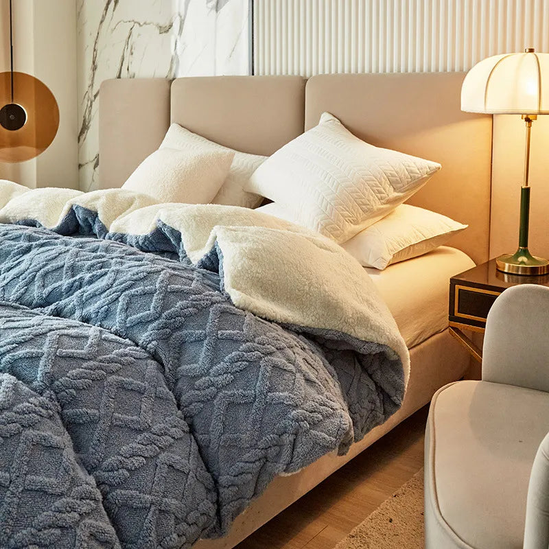 Soft Polyester Blanket – Modern Solid Color Throw (Multiple Sizes & Colors)