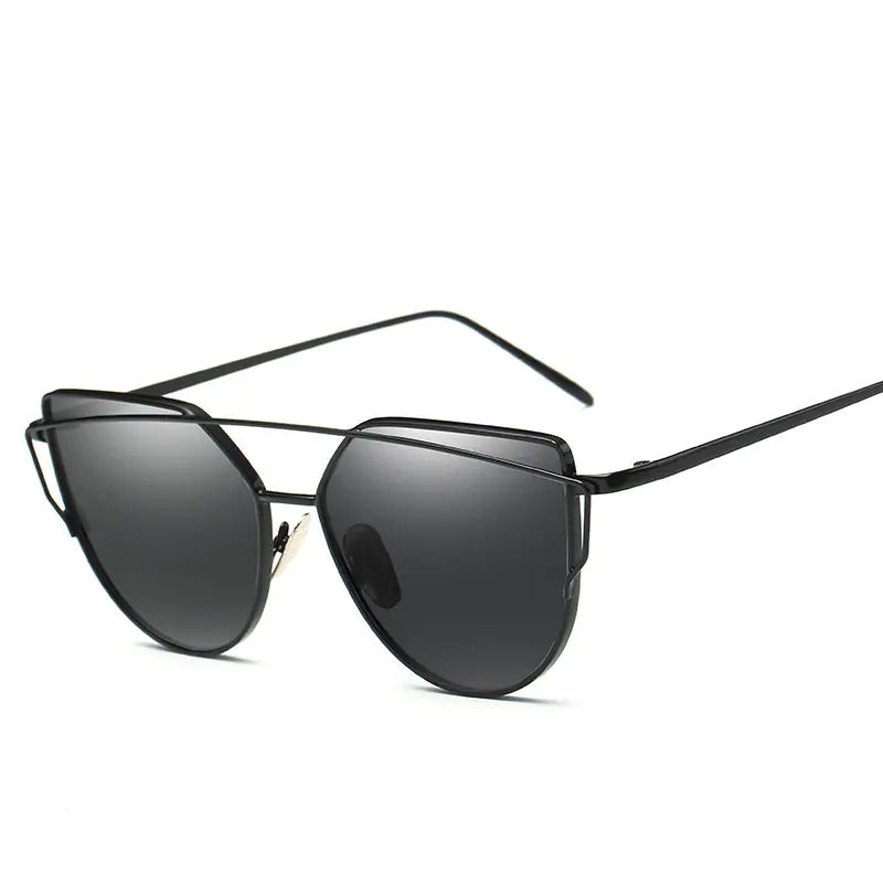Metal Frame Sunglasses – Sleek and Sophisticated Eyewear for Everyday Glamour